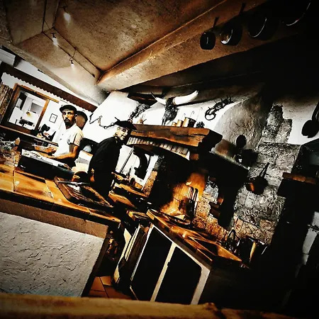 Le Bataclan Hotel 3*