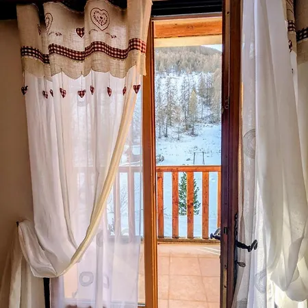 Le Bataclan Hotel Auron